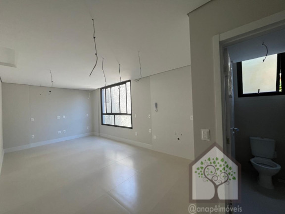 Imagem Imóvel com 1 Quarto à Venda, 32 m² em Santo Antônio De Lisboa - Florianópolis Imagem Imóvel com 1 Quarto à Venda, 32 m² em Santo Antônio De Lisboa - Florianópolis