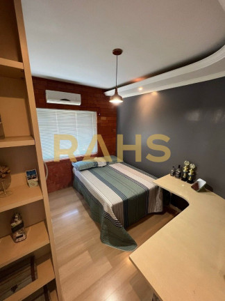 Imagem Casa com 4 Quartos à Venda, 184 m² em Santo Antônio - Joinville Imagem Casa com 4 Quartos à Venda, 184 m² em Santo Antônio - Joinville