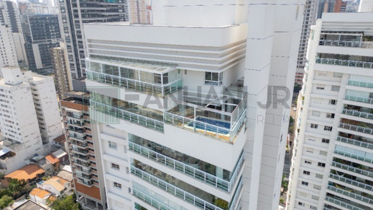 Cobertura com 4 Quartos à Venda, 450 m² em Cerqueira César - São Paulo
