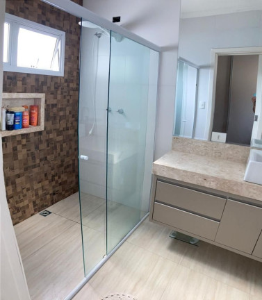 Imagem Chácara com 4 Quartos à Venda, 200 m² em Jardim Crystal Park - Jacareí Imagem Chácara com 4 Quartos à Venda, 200 m² em Jardim Crystal Park - Jacareí