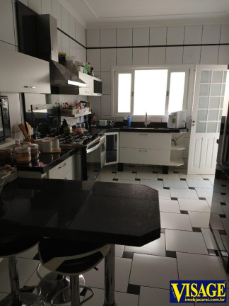 Imagem Casa com 3 Quartos à Venda, 360 m² em Jacareí Imagem Casa com 3 Quartos à Venda, 360 m² em Jacareí