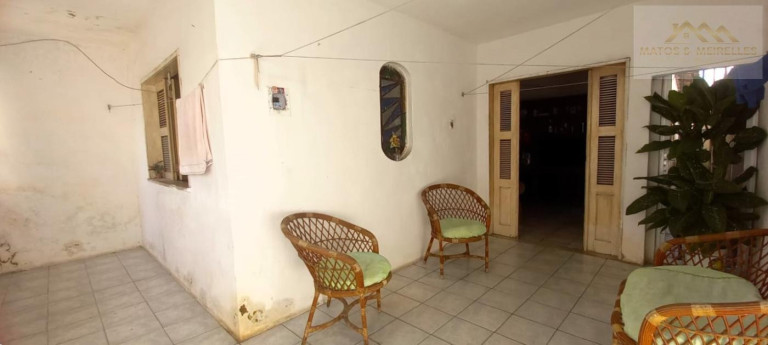 Casa com 3 Quartos à Venda, 235 m² em Bonsucesso - Fortaleza