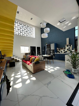 Imagem Sobrado com 1 Quarto à Venda, 143 m² em Villaggio Di Capri - Itapetininga Imagem Sobrado com 1 Quarto à Venda, 143 m² em Villaggio Di Capri - Itapetininga
