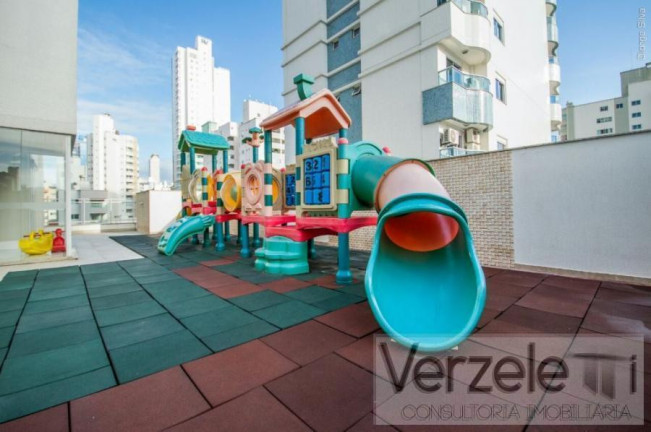 Imagem Apartamento com 3 Quartos à Venda, 130 m² em Centro - Balneário Camboriú Imagem Apartamento com 3 Quartos à Venda, 130 m² em Centro - Balneário Camboriú