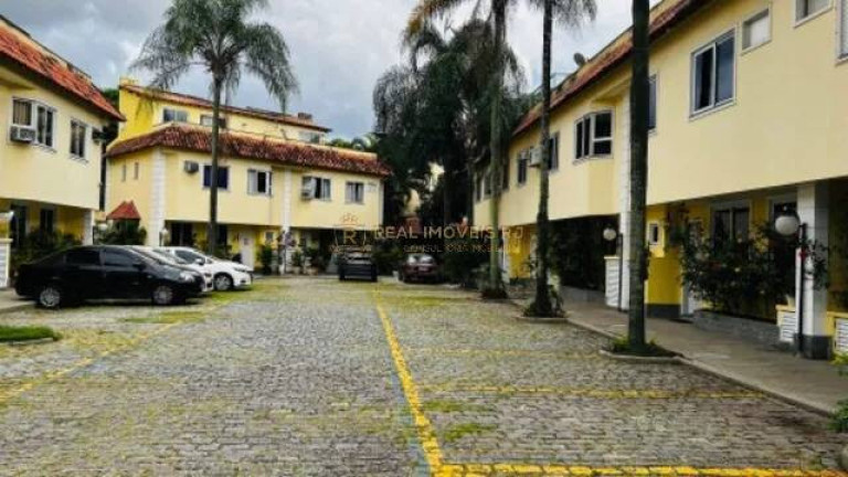 Imagem Casa com 4 Quartos à Venda, 110 m² em Taquara - Rio De Janeiro Imagem Casa com 4 Quartos à Venda, 110 m² em Taquara - Rio De Janeiro