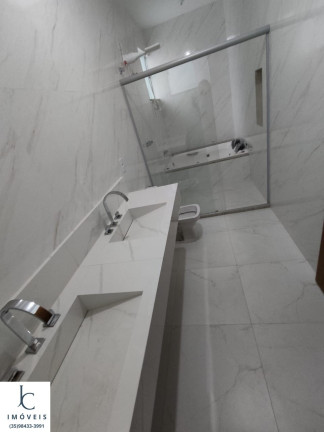 Imagem Casa com 3 Quartos à Venda, 378 m² em Vale Dos Pinheiros - São Lourenço