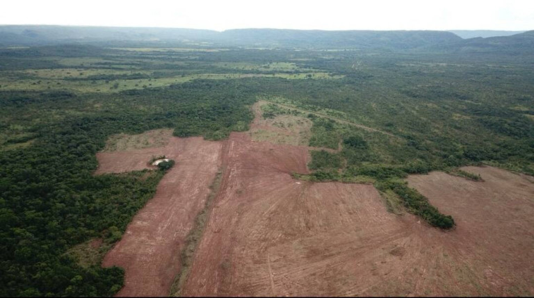 Imagem Fazenda à Venda, 1.135 m² em Cuiabá Imagem Fazenda à Venda, 1.135 m² em Cuiabá