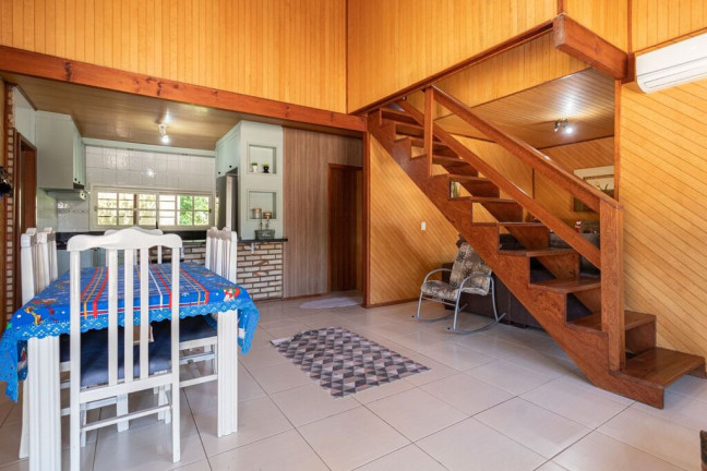 Imagem Casa com 3 Quartos à Venda, 160 m² em Centro - Lacerdópolis
