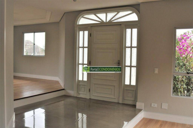 Imagem Casa com 6 Quartos à Venda, 435 m² em Uberaba - Curitiba Imagem Casa com 6 Quartos à Venda, 435 m² em Uberaba - Curitiba