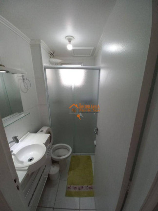 Imagem Apartamento com 2 Quartos à Venda, 40 m² em água Chata - Guarulhos