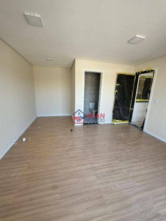Imagem Sobrado com 3 Quartos à Venda, 203 m² em Capão Da Imbuia - Curitiba Imagem Sobrado com 3 Quartos à Venda, 203 m² em Capão Da Imbuia - Curitiba