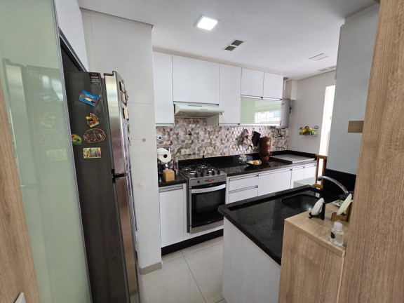 Imagem Apartamento com 2 Quartos à Venda, 59 m² em Capão Raso - Curitiba