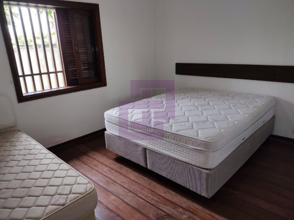 Imagem Sobrado com 5 Quartos à Venda, 1.300 m² em Jardim Virgínia - Guarujá Imagem Sobrado com 5 Quartos à Venda, 1.300 m² em Jardim Virgínia - Guarujá