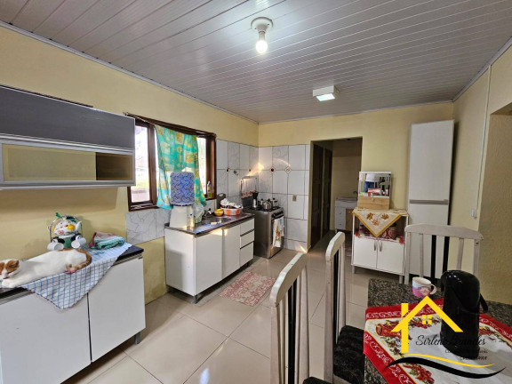 Imagem Casa com 5 Quartos à Venda, 239 m² em Costeira - Balneário Barra Do Sul Imagem Casa com 5 Quartos à Venda, 239 m² em Costeira - Balneário Barra Do Sul