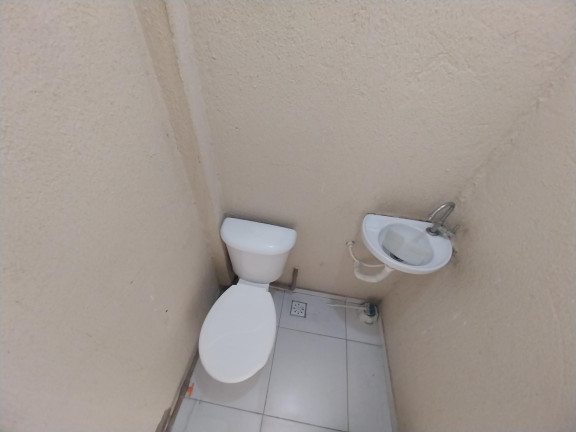 Sala Comercial para Alugar, 30 m² em Benfica - Fortaleza