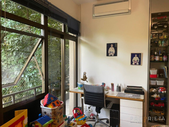 Imagem Apartamento com 4 Quartos à Venda, em Lagoa - Rio De Janeiro Imagem Apartamento com 4 Quartos à Venda, em Lagoa - Rio De Janeiro