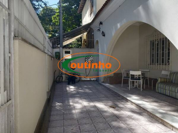 Casa com 6 Quartos à Venda, 356 m² em Grajaú - Rio De Janeiro