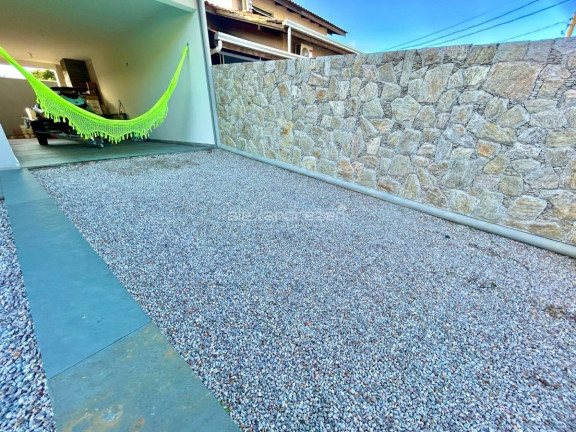 Imagem Casa com 3 Quartos à Venda, 121 m² em Bombas - Bombinhas