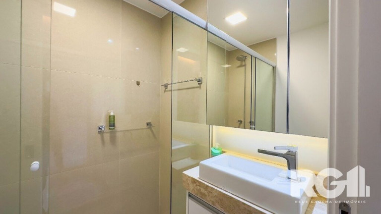 Imagem Casa de Condomínio com 4 Quartos à Venda, 218 m² em Jardim Carvalho - Porto Alegre Imagem Casa de Condomínio com 4 Quartos à Venda, 218 m² em Jardim Carvalho - Porto Alegre
