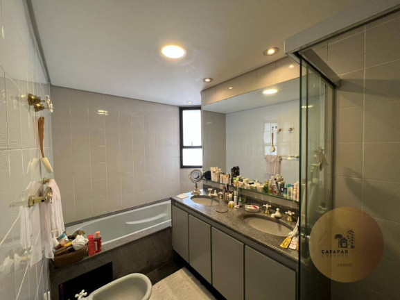 Imagem Apartamento com 4 Quartos à Venda, 220 m² em Itaim Bibi - São Paulo