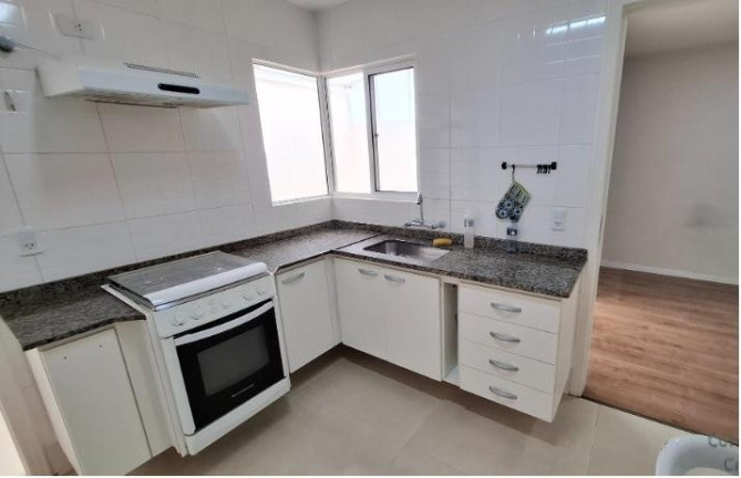Imagem Casa com 2 Quartos à Venda, 130 m² em Jardim Das Américas - Curitiba