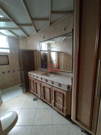 Imagem Apartamento com 4 Quartos para Alugar, 280 m² em Umarizal - Belém