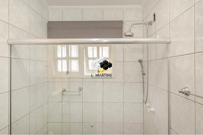 Imagem Casa com 4 Quartos à Venda, 233 m² em Jardim Itu - Porto Alegre Imagem Casa com 4 Quartos à Venda, 233 m² em Jardim Itu - Porto Alegre