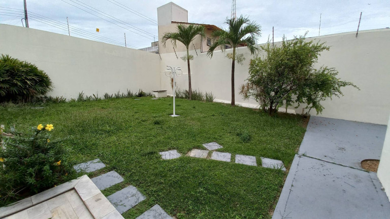 Imagem Casa com 4 Quartos à Venda, 400 m² em Parque 10 De Novembro - Manaus Imagem Casa com 4 Quartos à Venda, 400 m² em Parque 10 De Novembro - Manaus