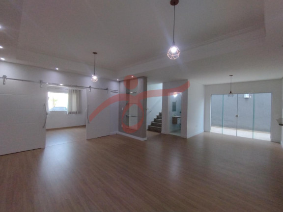 Sobrado com 4 Quartos à Venda, 280 m² em Loteamento Residencial Campos Do Conde Ii - Tremembé
