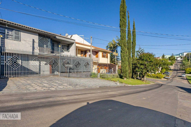 Imagem Sobrado com 3 Quartos à Venda, 120 m² em Xaxim - Curitiba