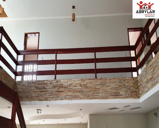 Imagem Imóvel com 3 Quartos à Venda, 1.025 m² em Caxambu - Jundiaí