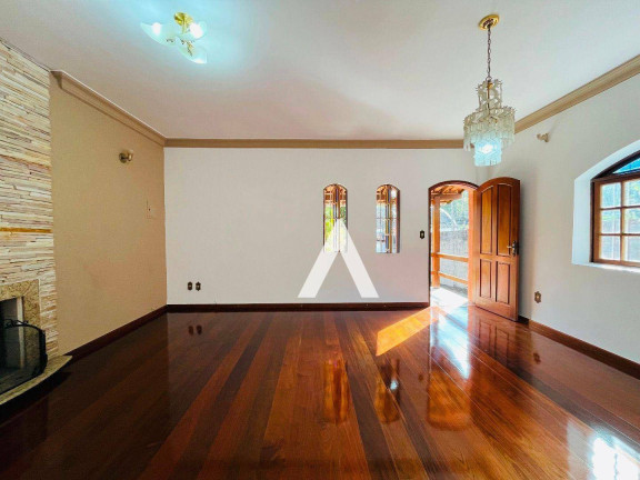 Imagem Casa com 4 Quartos à Venda, 398 m² em Vale Do Paraíso - Teresópolis