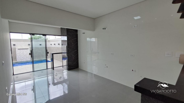 Imagem Casa com 3 Quartos à Venda, 140 m² em Jardim Espanha - Maringá Imagem Casa com 3 Quartos à Venda, 140 m² em Jardim Espanha - Maringá