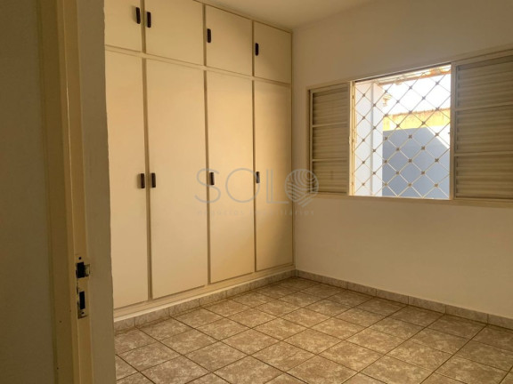 Imagem Casa com 2 Quartos à Venda, 470 m² em Jardim Viaduto (vila Xavier) - Araraquara Imagem Casa com 2 Quartos à Venda, 470 m² em Jardim Viaduto (vila Xavier) - Araraquara