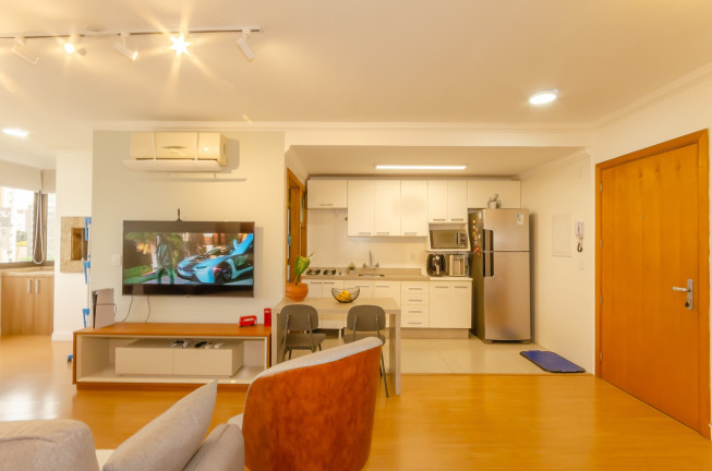 Imagem Imóvel com 2 Quartos à Venda, 72 m² em Passo Da Areia - Porto Alegre Imagem Imóvel com 2 Quartos à Venda, 72 m² em Passo Da Areia - Porto Alegre