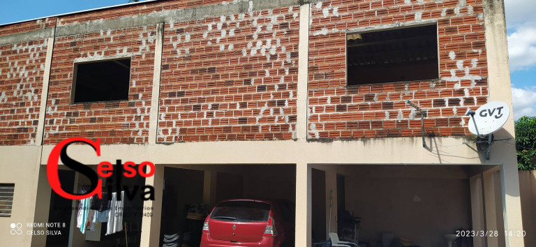 Imagem Casa com 3 Quartos à Venda, 380 m² em Zona 04 - Maringá