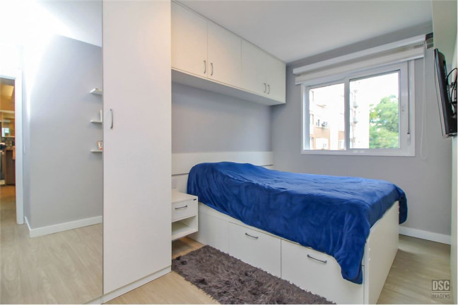 Imagem Imóvel com 2 Quartos à Venda, em Vila Nova - Porto Alegre Imagem Imóvel com 2 Quartos à Venda, em Vila Nova - Porto Alegre