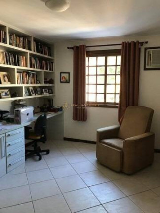 Imagem Casa com 5 Quartos à Venda, 630 m² em Anil - Rio De Janeiro Imagem Casa com 5 Quartos à Venda, 630 m² em Anil - Rio De Janeiro