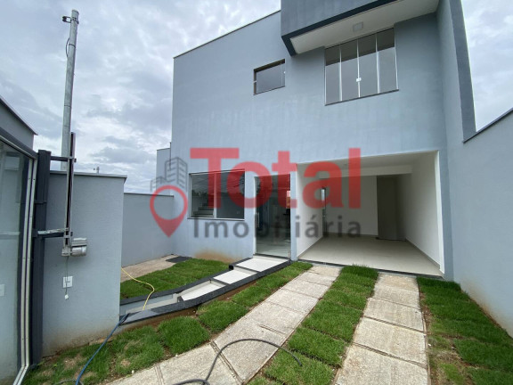 Casa com 3 Quartos à Venda, 126 m² em Nova Tijuca - Coronel Fabriciano