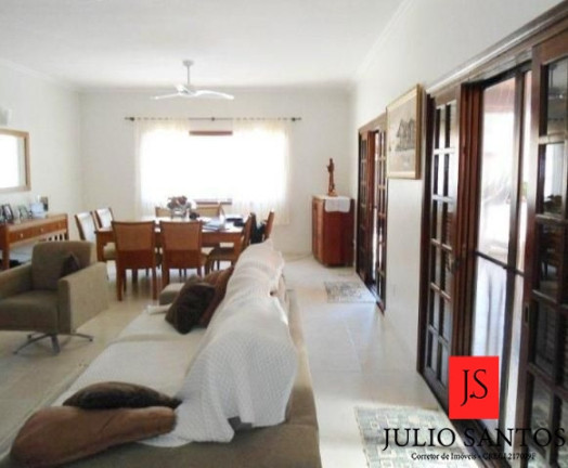 Imagem Sobrado com 1 Quarto à Venda, 250 m² em Centro - Ubatuba