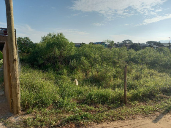 Imóvel com 1 Quarto à Venda,  em Praia Do Rosa - Imbituba