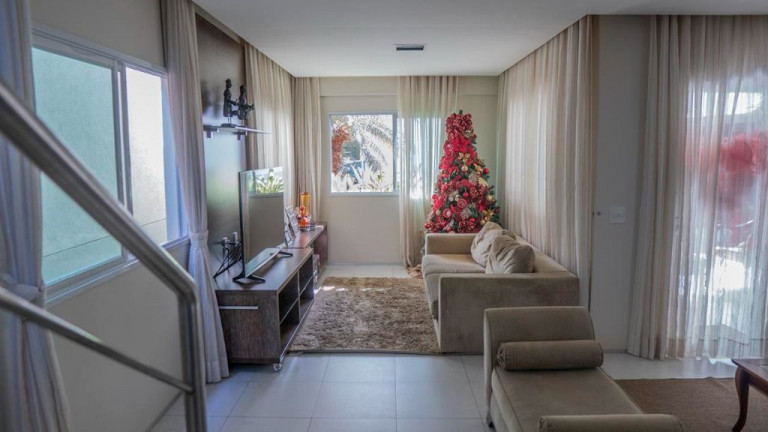 Imagem Casa com 4 Quartos à Venda, 277 m² em José De Alencar - Fortaleza
