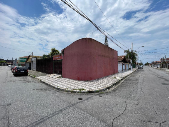 Casa com 3 Quartos à Venda,  em Maracanã - Praia Grande