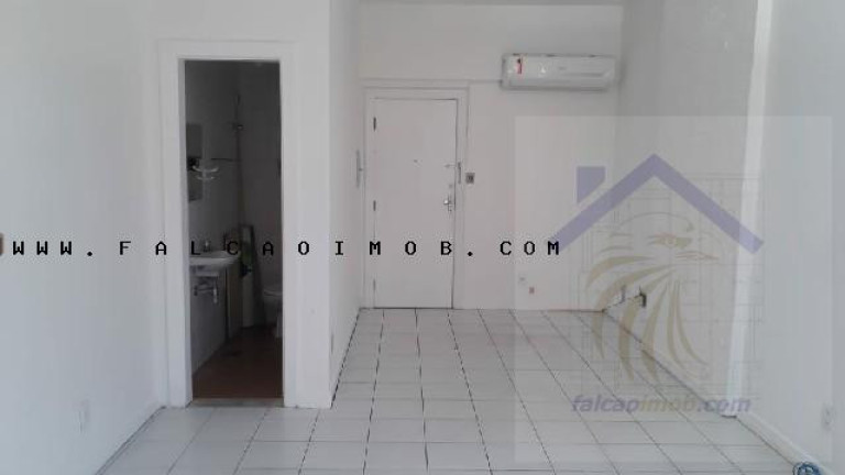 Imagem Sala Comercial à Venda, 28 m² em Caminho Das árvores - Salvador Imagem Sala Comercial à Venda, 28 m² em Caminho Das árvores - Salvador