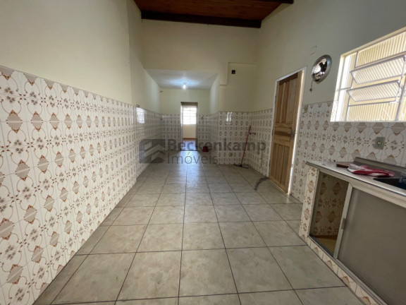 Sobrado com 3 Quartos à Venda,  em Aterrado - Volta Redonda