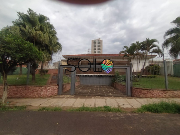Casa com 4 Quartos à Venda, 1.329 m² em Centro - Araraquara