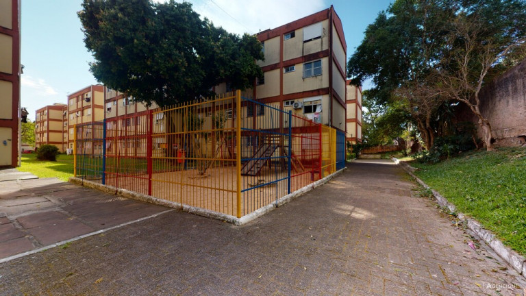 Imagem Imóvel com 2 Quartos à Venda, 48 m² em Camaquã - Porto Alegre