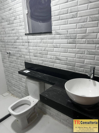 Imagem Casa com 3 Quartos à Venda, 180 m² em Campos Dos Goytacazes Imagem Casa com 3 Quartos à Venda, 180 m² em Campos Dos Goytacazes