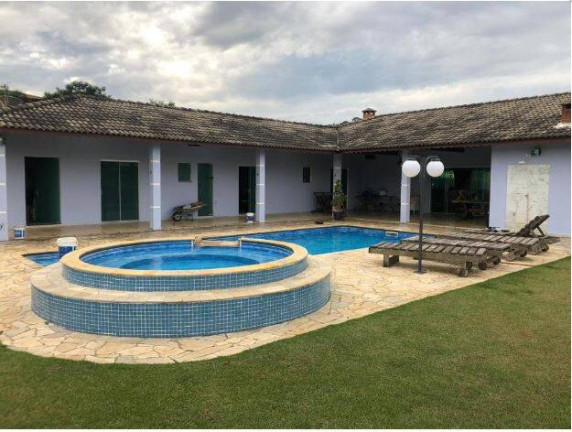Imagem Casa com 4 Quartos à Venda, 1 m² em água Comprida - Bragança Paulista Imagem Casa com 4 Quartos à Venda, 1 m² em água Comprida - Bragança Paulista