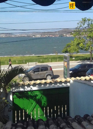 Casa de Condomínio com 2 Quartos à Venda, 80 m² em Parque Burle - Cabo Frio